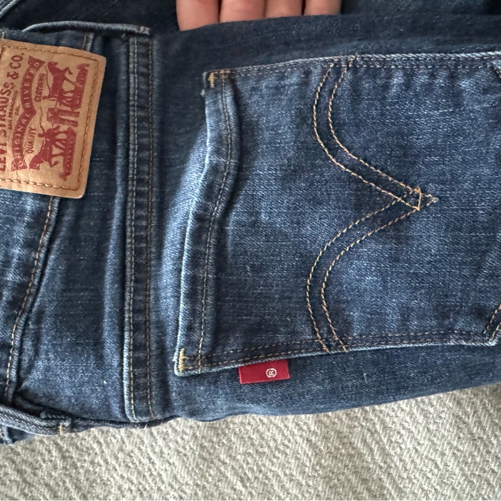 Levis 503 - Picture 2 of 3